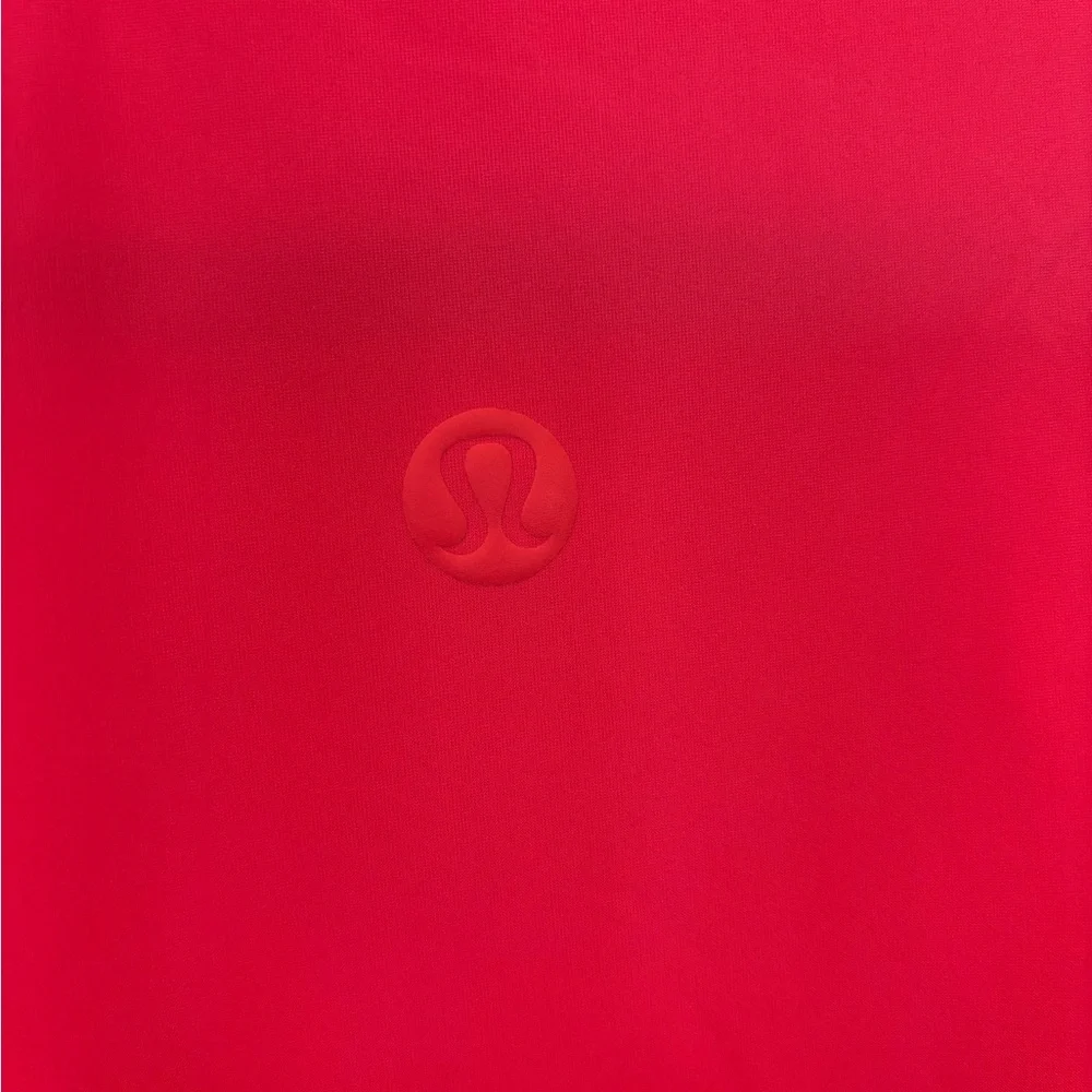 lululemon athletica Pink Women's Crop Top 8 - Picture 3 of 4